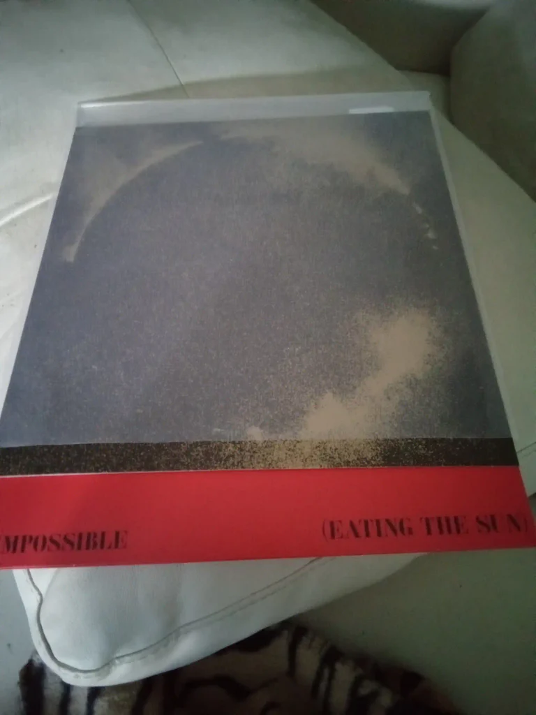Portada del disco "Imposible"(Eating the Sun) de Keepsakes